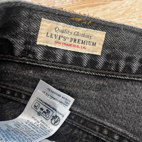 Levi's 501 Original Fit Women's W26 L28 in Take a Hint Grey - Picture 5 of 7